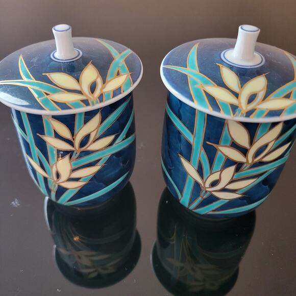 Vintage Asian Art Cups with Lids Flowers Leaves Edged in Gold Tone Hand Painted - Picture 1 of 8